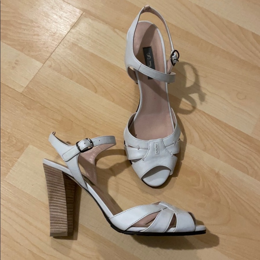 SJP by Sarah Jessica Parker Carson 39